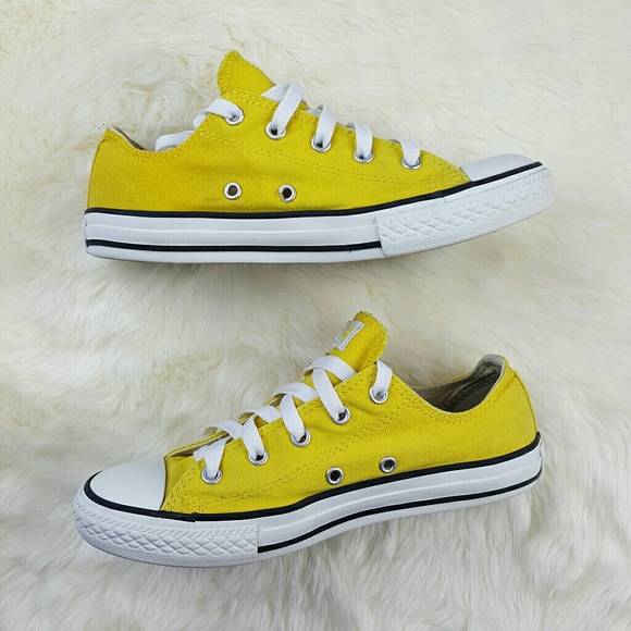 yellow converse size 3